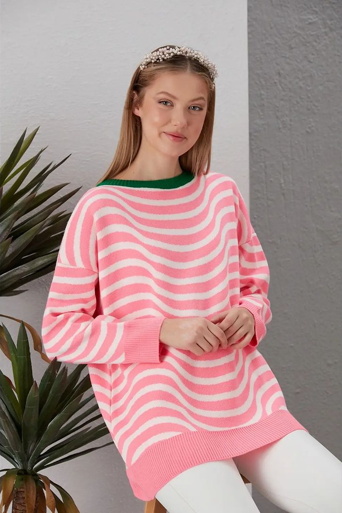  Bisiklet Yaka Oversize Beyaz Çizgili Pembe Triko Kazak