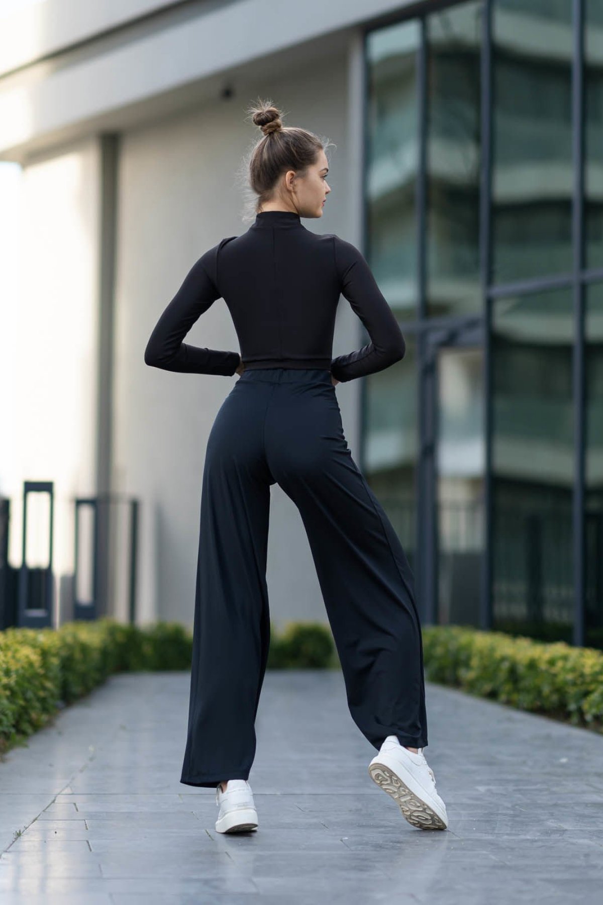 Lismina  Dar Kesim Bağcıklı Spor Mumbai Yoga İspanyol Paça Pantolon