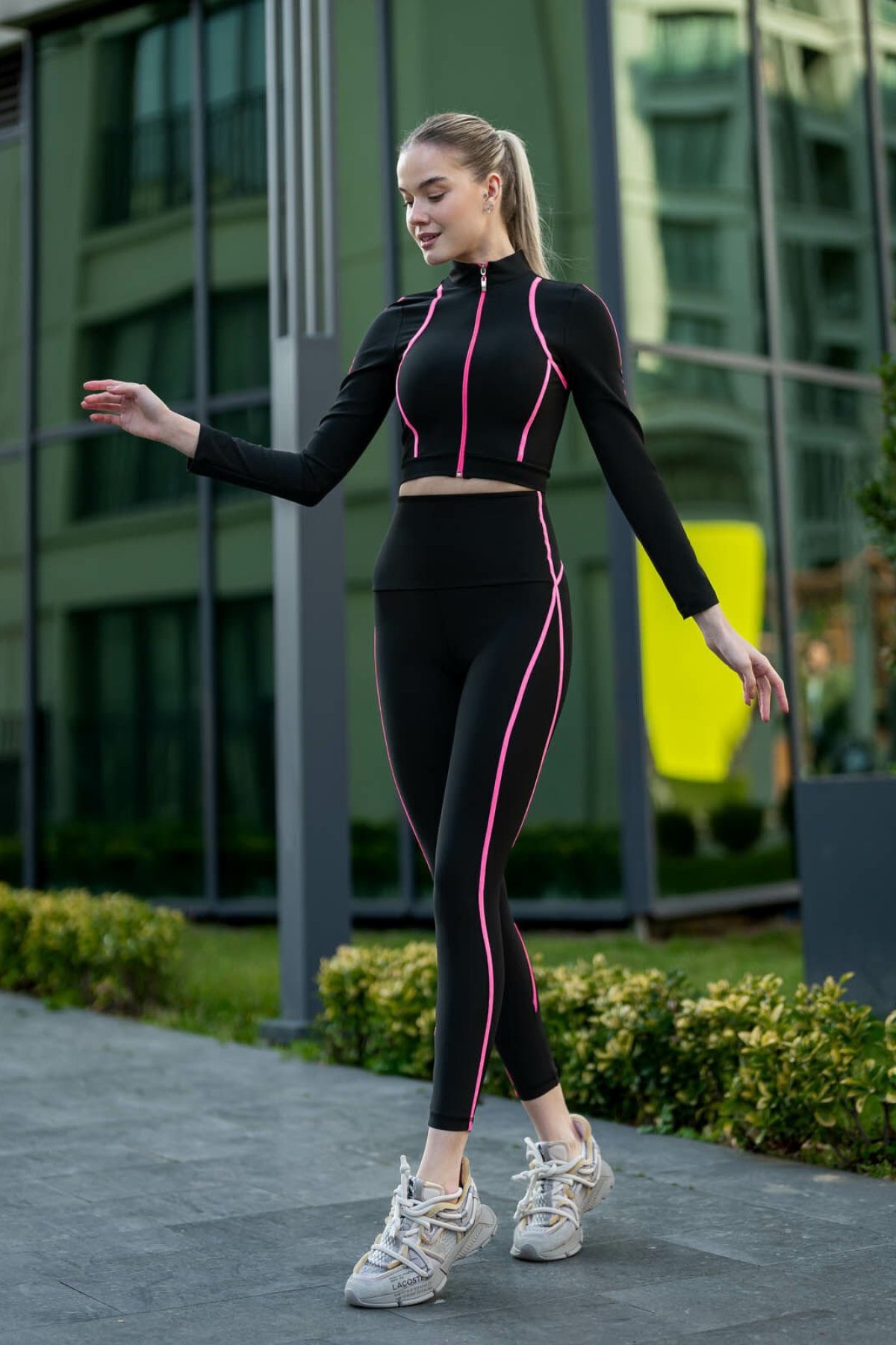 Lismina  Dar Kesim Pembe Çizgili Menton Spor Neon Tayt