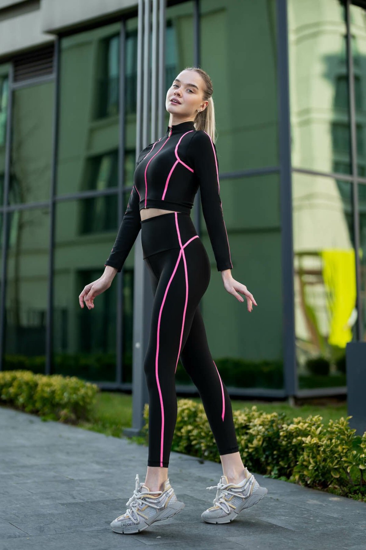 Lismina  Dar Kesim Pembe Çizgili Menton Spor Neon Tayt