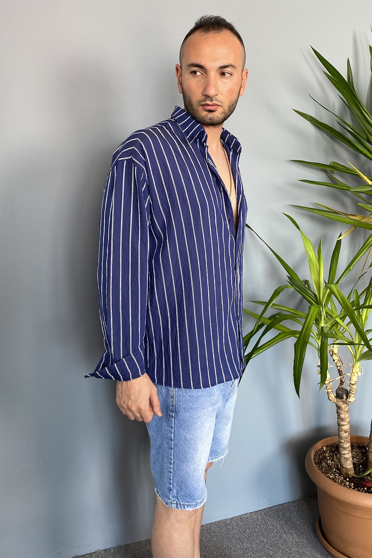 Kadin Kırinkıl Kumaş Oversize Yumuşak Dokulu Lacivert Gömlek