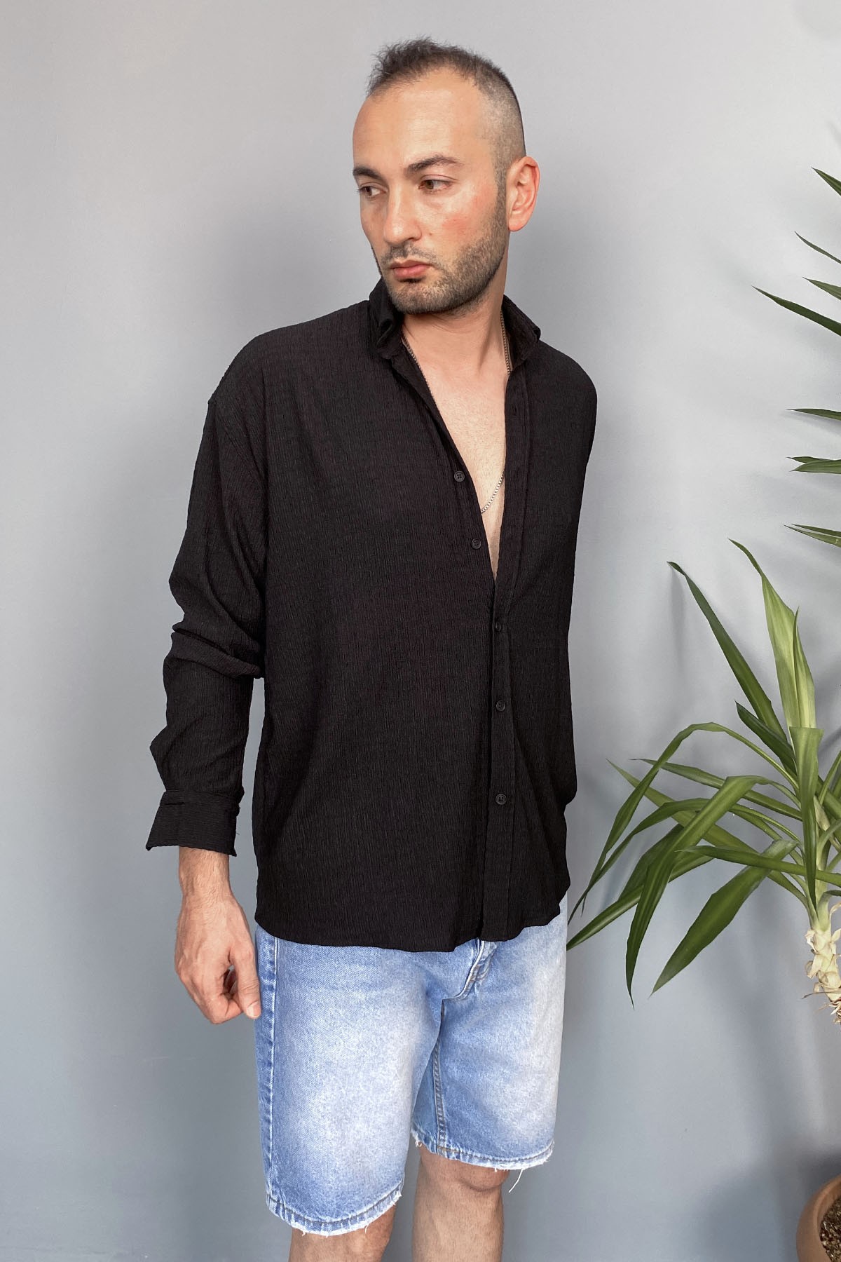  Kırinkıl Kumaş Oversize Yumuşak Dokulu Siyah Gömlek