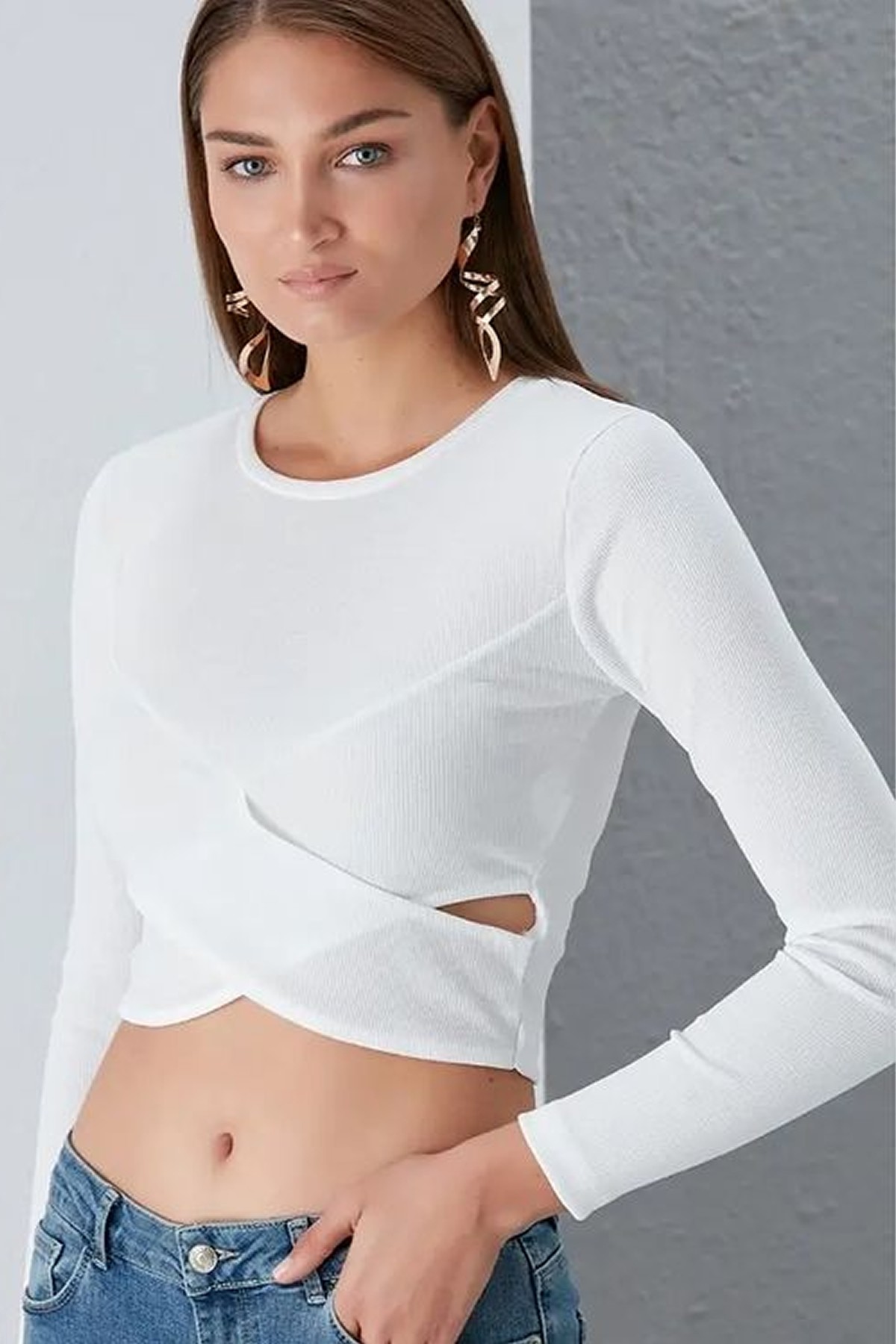 Erkek Önü Çapraz Crop Tasarım Kaşkorse Beyaz Bluz