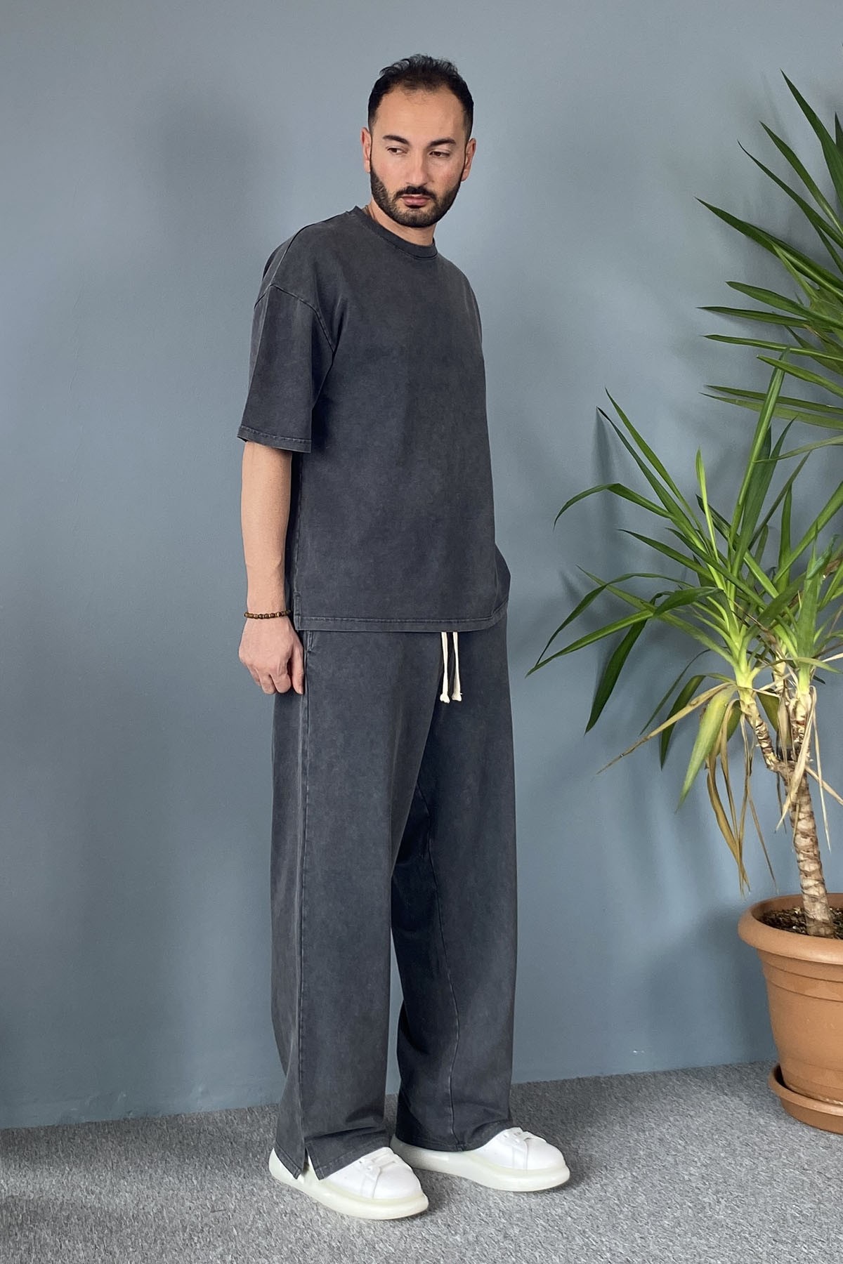  Oversize Antrasit Yıkamalı Üç İplik Eşofman Takımı