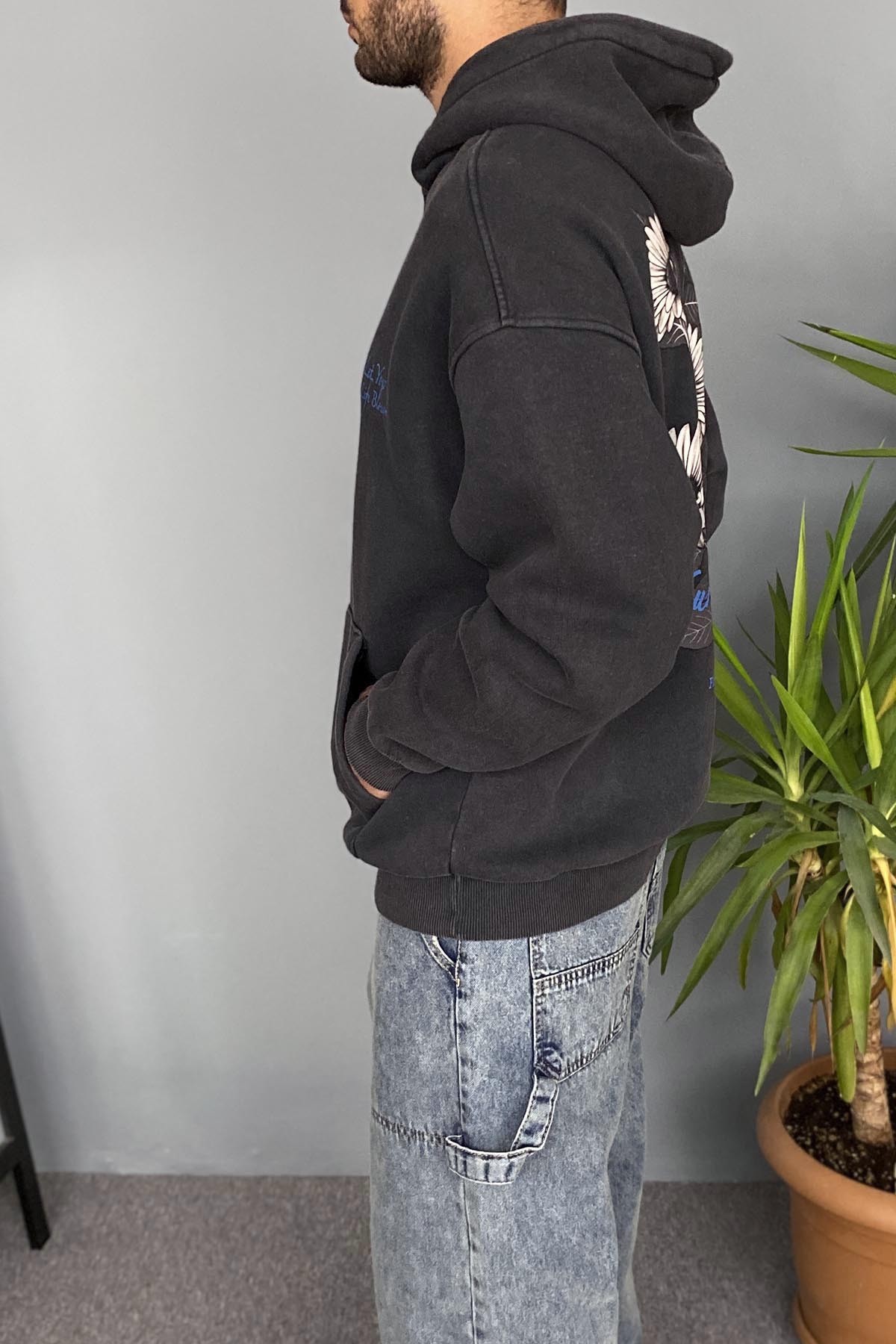  Oversize Çiçek Baskılı Cepli Antrasit Kapüşonlu Sweatshirt