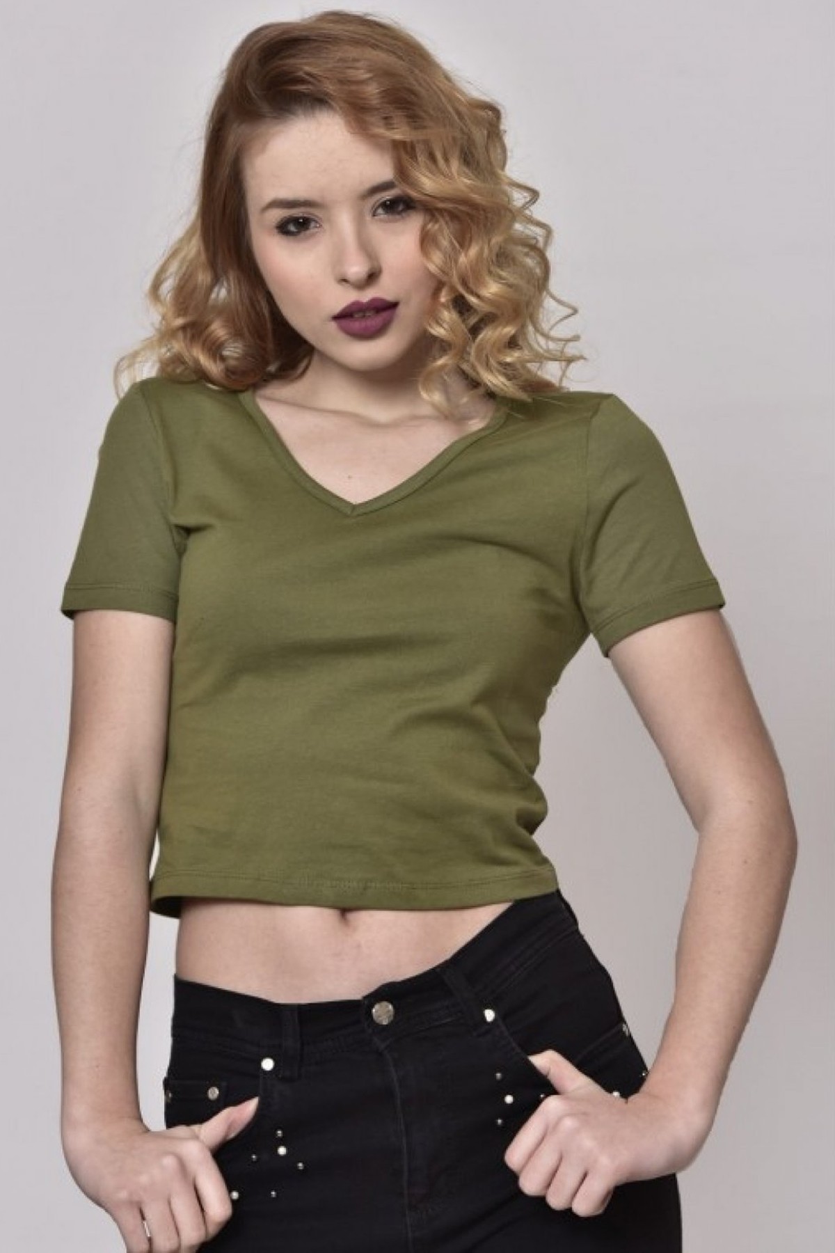  Sırtı Bağcıklı Yeşil Crop Bluz