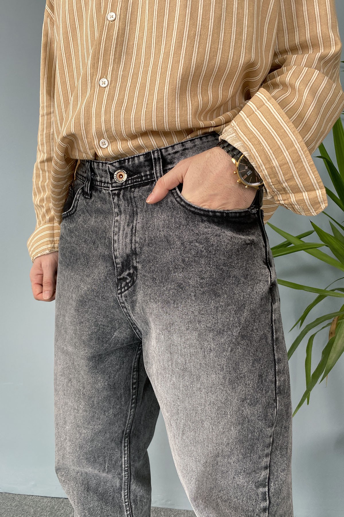  Taşlanmış Antrasit Renk Boyfriend Kot Pantolon