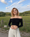 Siyah Madonna Yaka Önü Büzgülü Uzun Kollu Crop Bluz