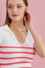 Pembe Çizgili Polo Yaka Ekru Triko Bluz