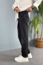 Slim Fit Siyah Taşlanmış Jean